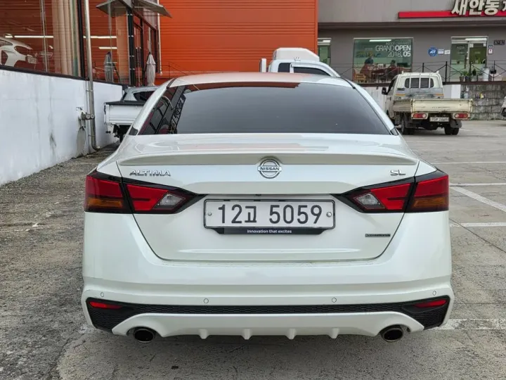 Nissan Altima