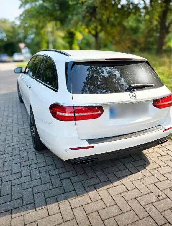 Mercedes-Benz E 350