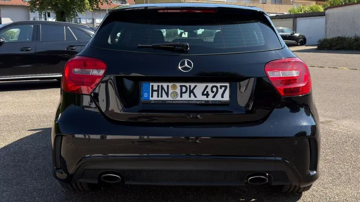 Mercedes-Benz A 180