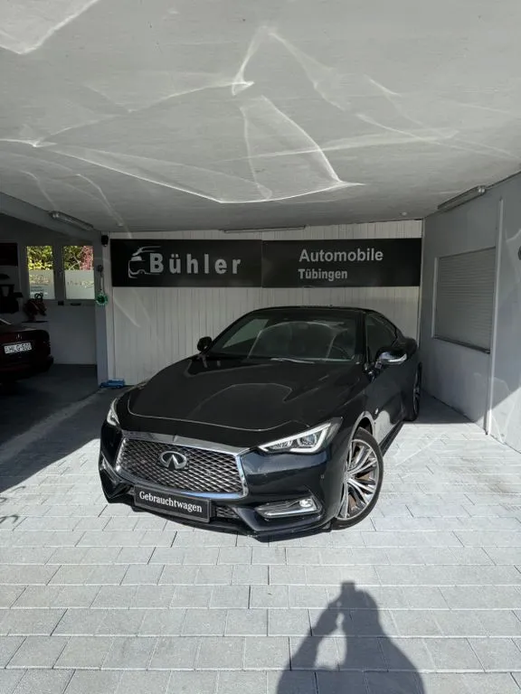 Infiniti Q60