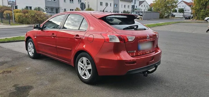 Mitsubishi Lancer