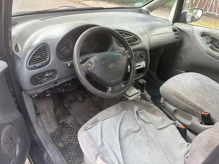 Ford Galaxy