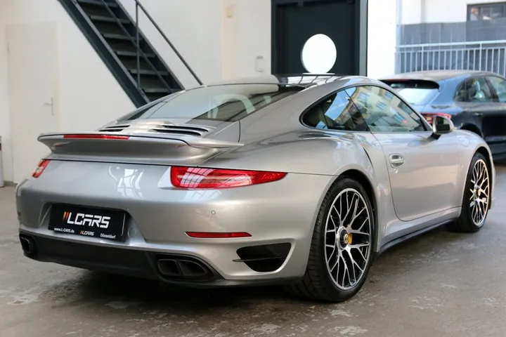Porsche 991