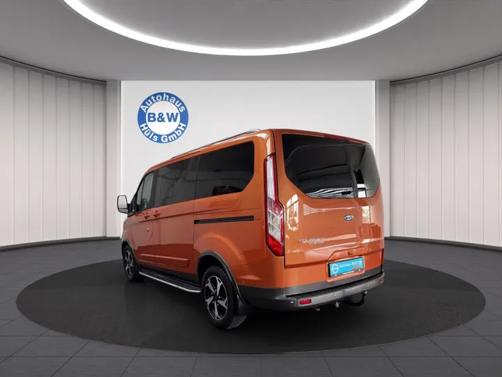 Ford Tourneo Custom