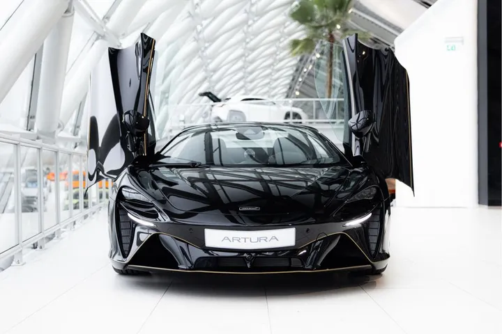 McLaren Artura