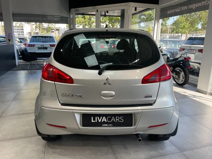Mitsubishi Colt