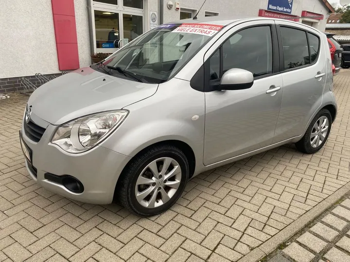 Opel Agila
