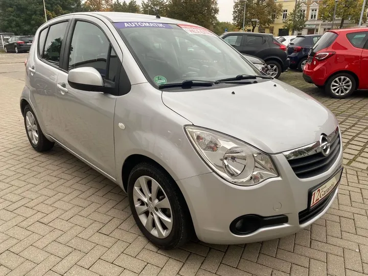 Opel Agila