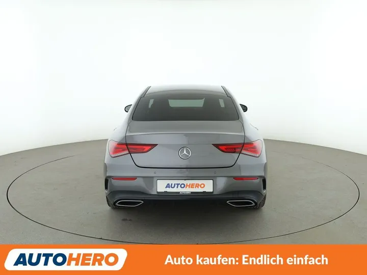 Mercedes-Benz CLA 220
