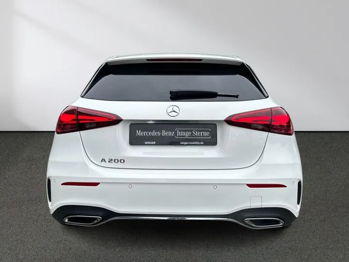 Mercedes-Benz A 200
