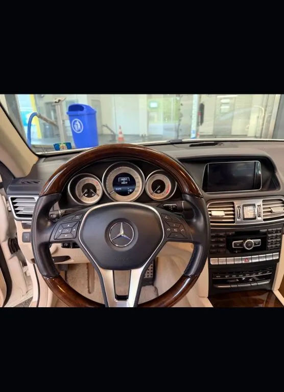 Mercedes-Benz E 500