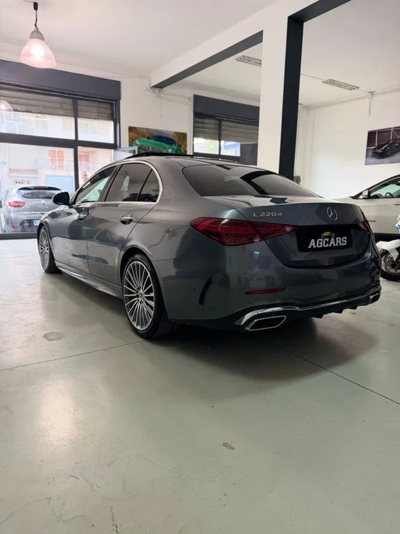 Mercedes-Benz C 220