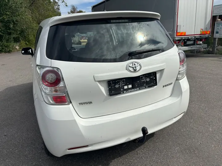 Toyota Verso