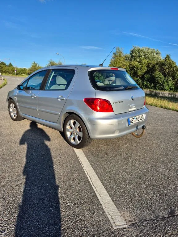 Peugeot 307