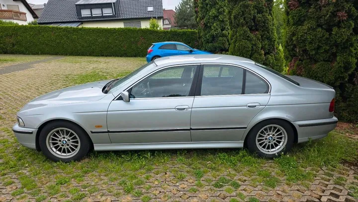BMW 520