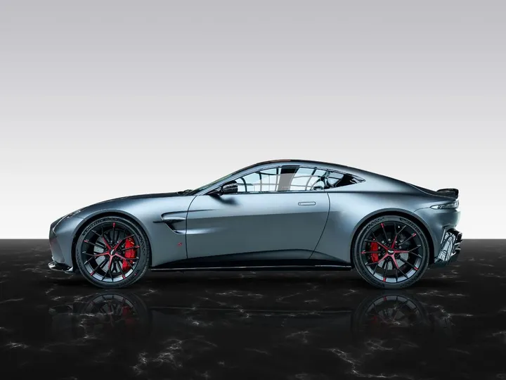 Aston Martin V8 Vantage