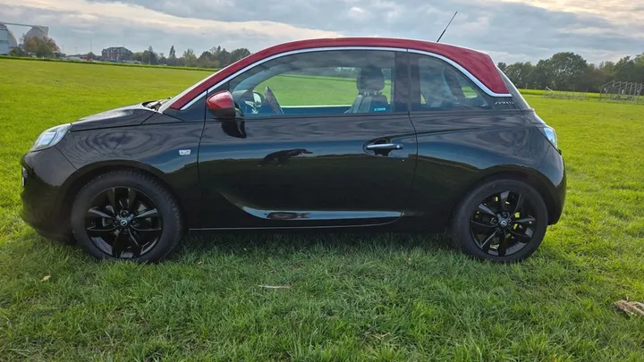 Opel Adam