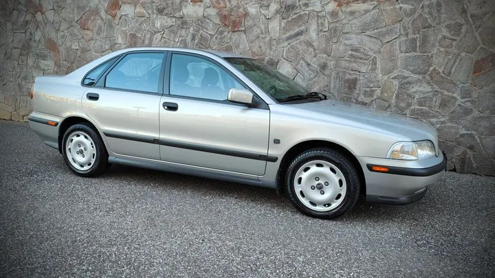 Volvo S40