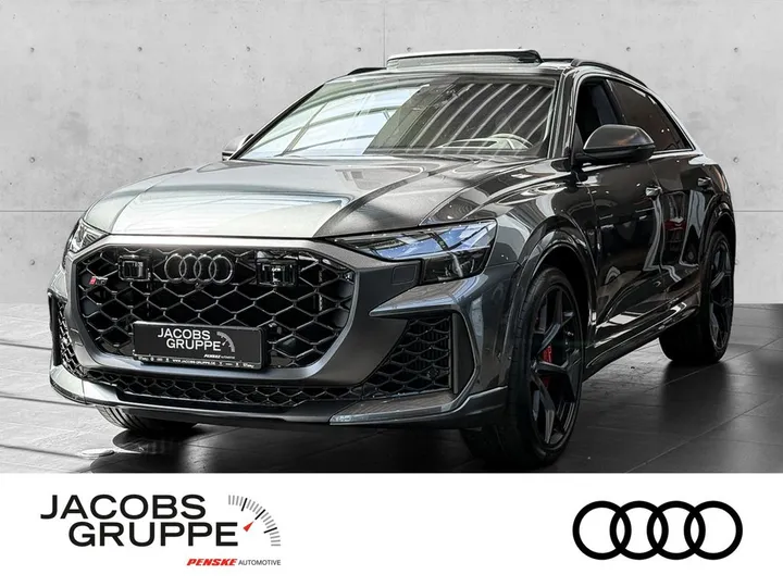 Audi RSQ8