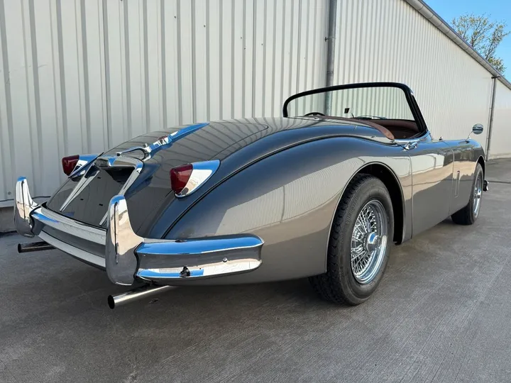 Jaguar XK