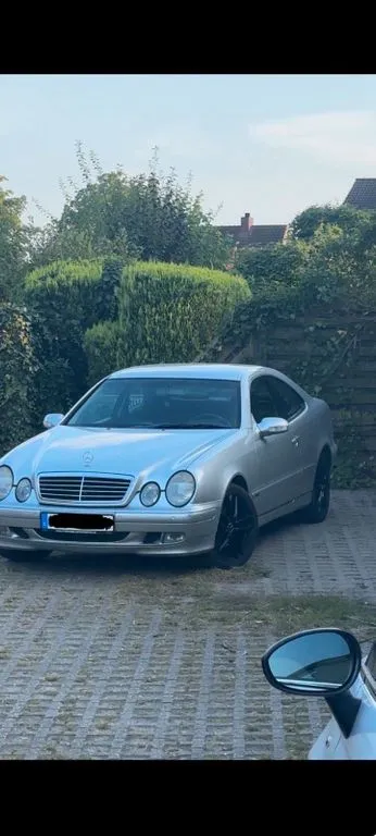 Mercedes-Benz CLK 200