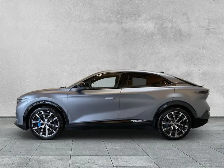 Alpine A390