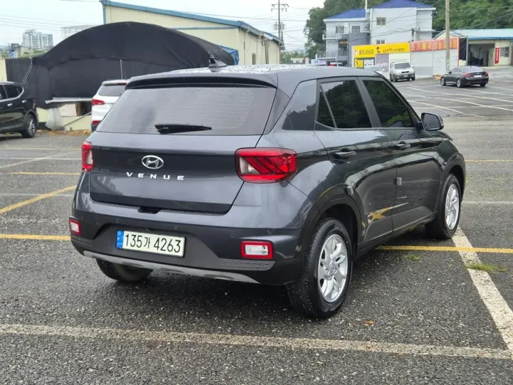 Hyundai Venue