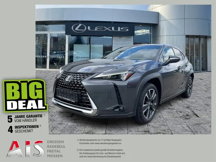 Lexus UX