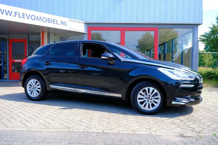 Citroën DS5