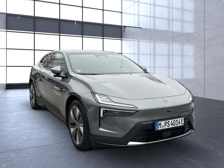 Polestar 4
