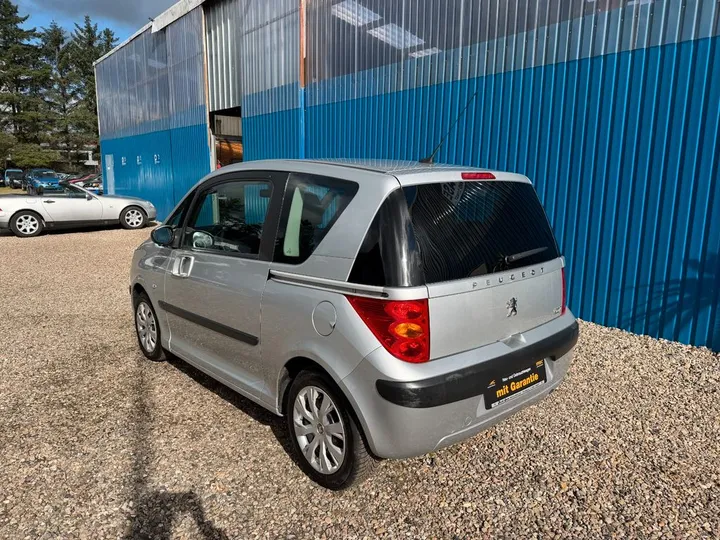 Peugeot 1007