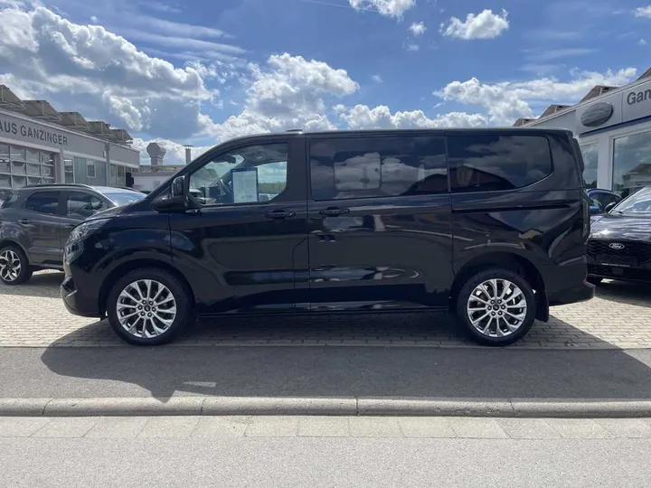 Ford Tourneo Custom