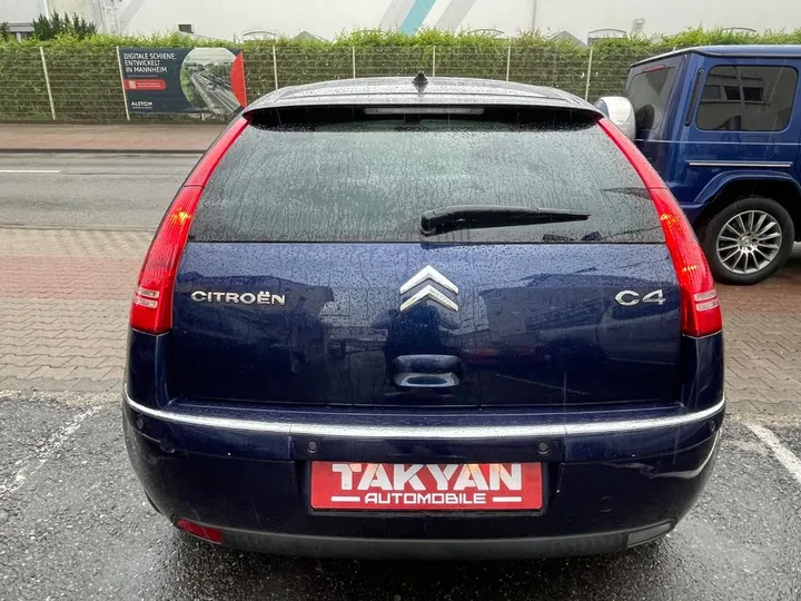 Citroën C4