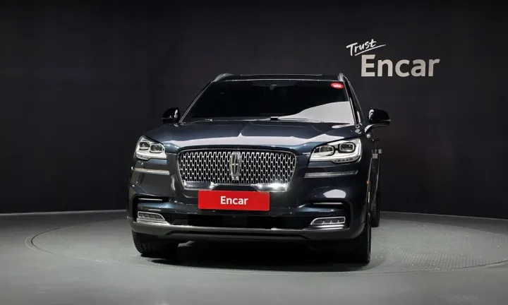 Lincoln Aviator