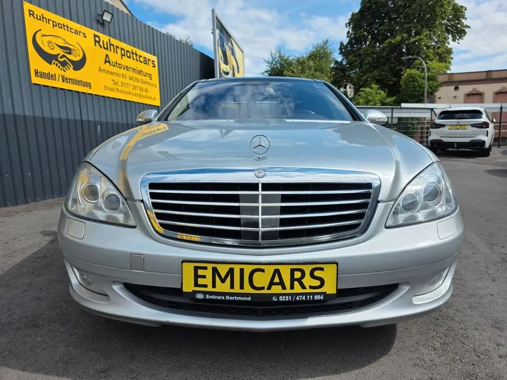 Mercedes-Benz S 320