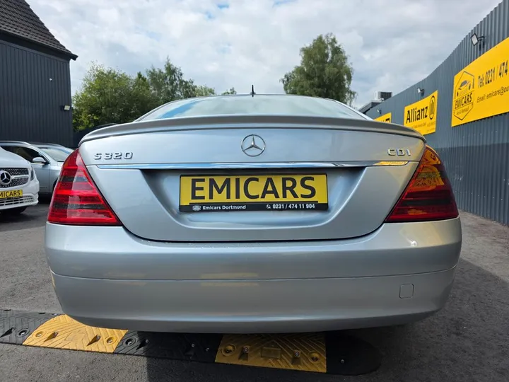 Mercedes-Benz S 320