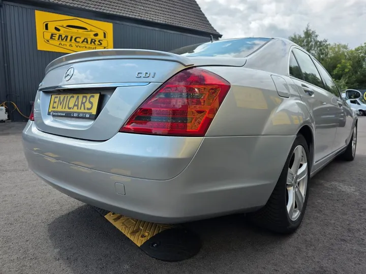 Mercedes-Benz S 320