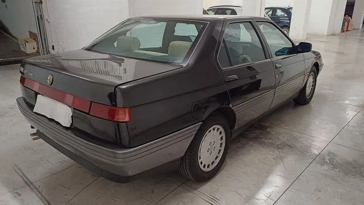 Alfa Romeo 164