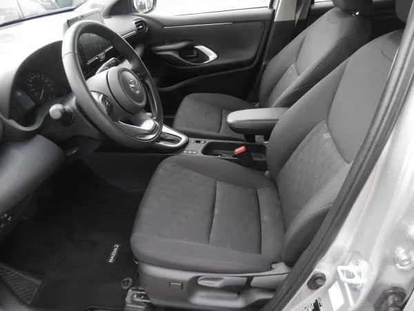 Mazda 2 Hybrid