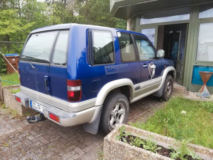 Opel Monterey