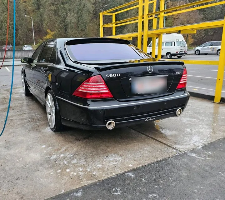 Mercedes-Benz S 600