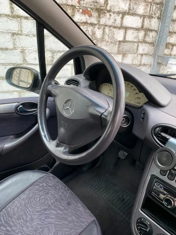 Mercedes-Benz A 160