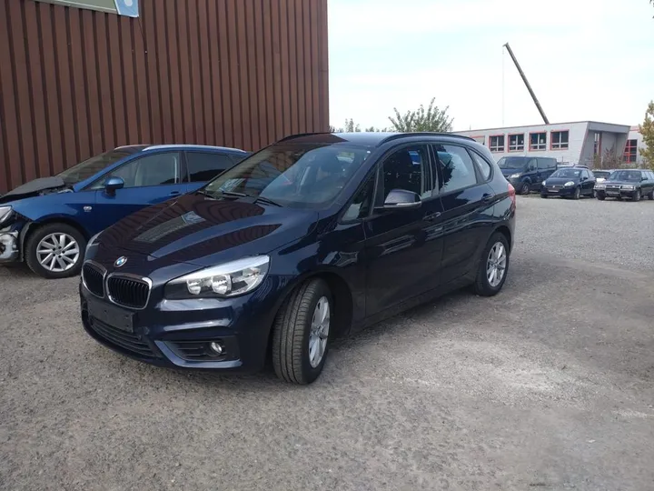 BMW 218