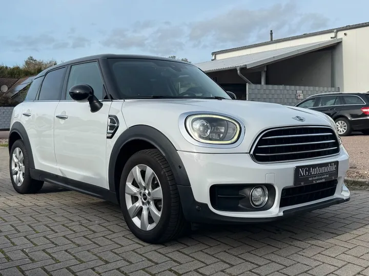MINI Countryman D (Cooper)