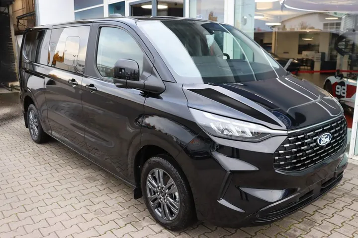 Ford Tourneo Custom