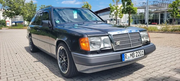 Mercedes-Benz 300