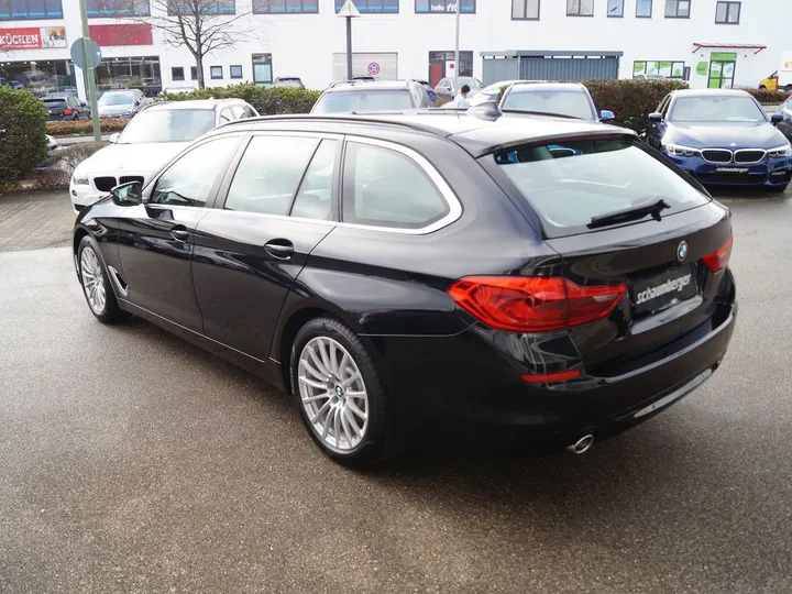 BMW 530