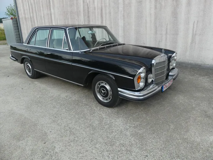 Mercedes-Benz S 280