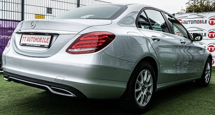 Mercedes-Benz C 180