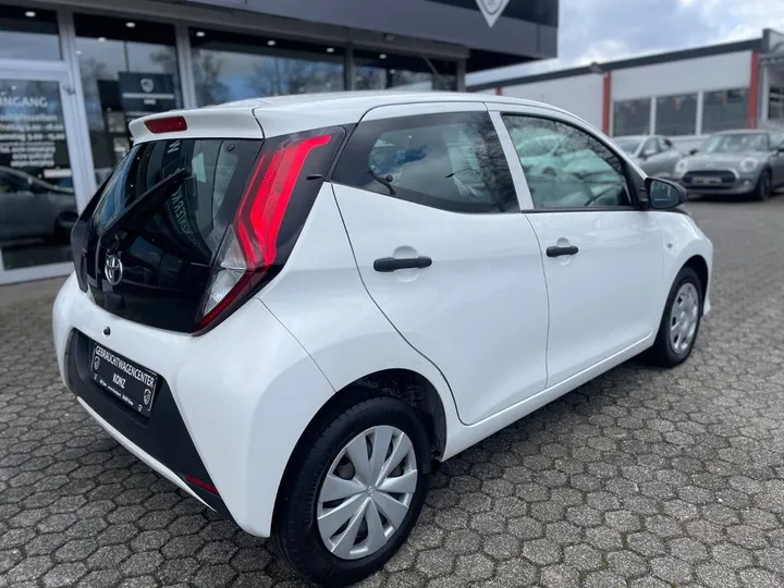 Toyota Aygo (X)